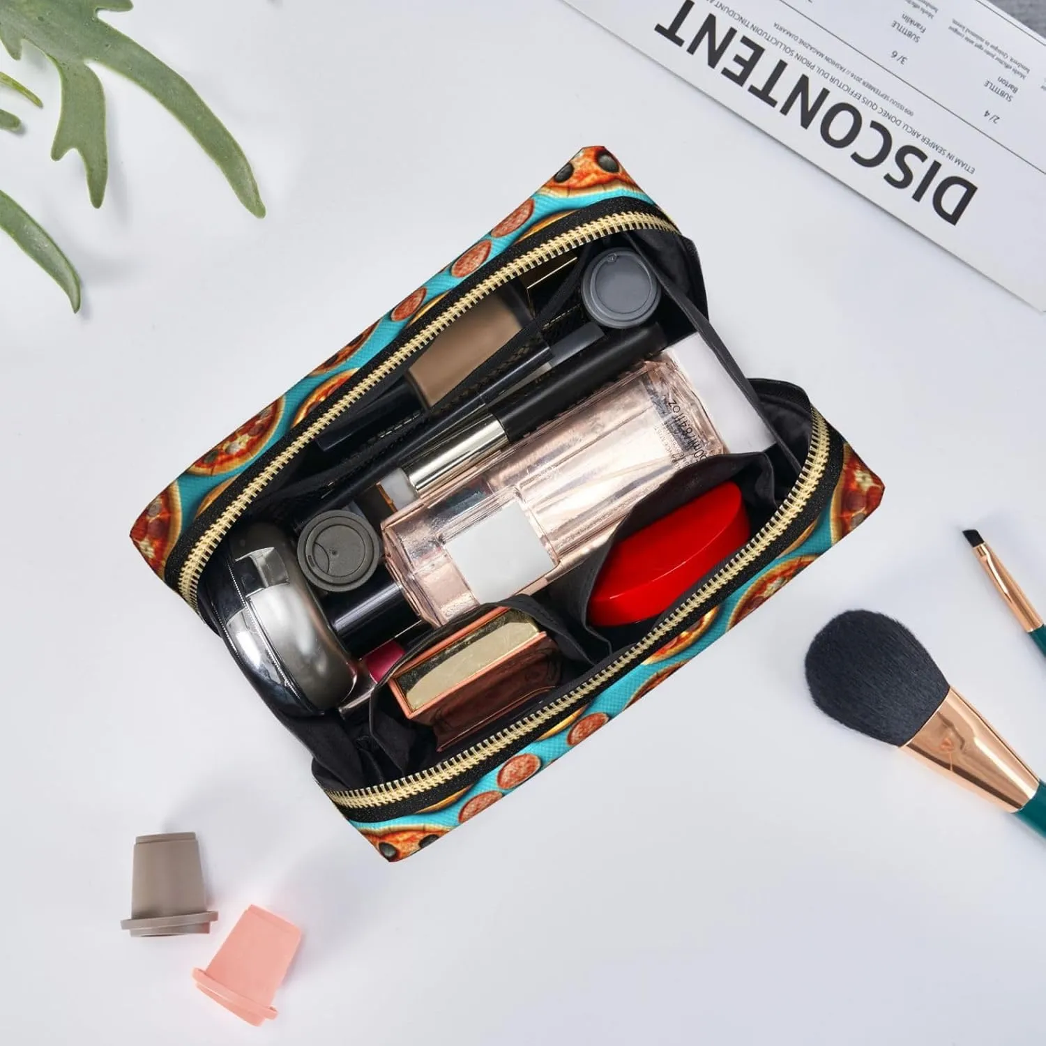 3D Pizza Pepperoni Printed Small Makeup Bag,Travel Cosmetic Bag Purse with Zipper,Water-resistant Makeup Organizer Bag for Women