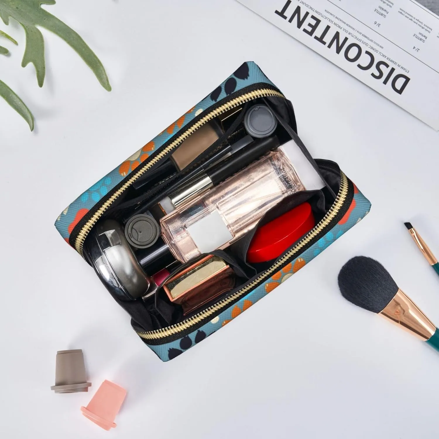 Bear paw Printed Small Makeup Bag,Travel Cosmetic Bag Purse with Zipper,Water-resistant Makeup Organizer Bag for Women