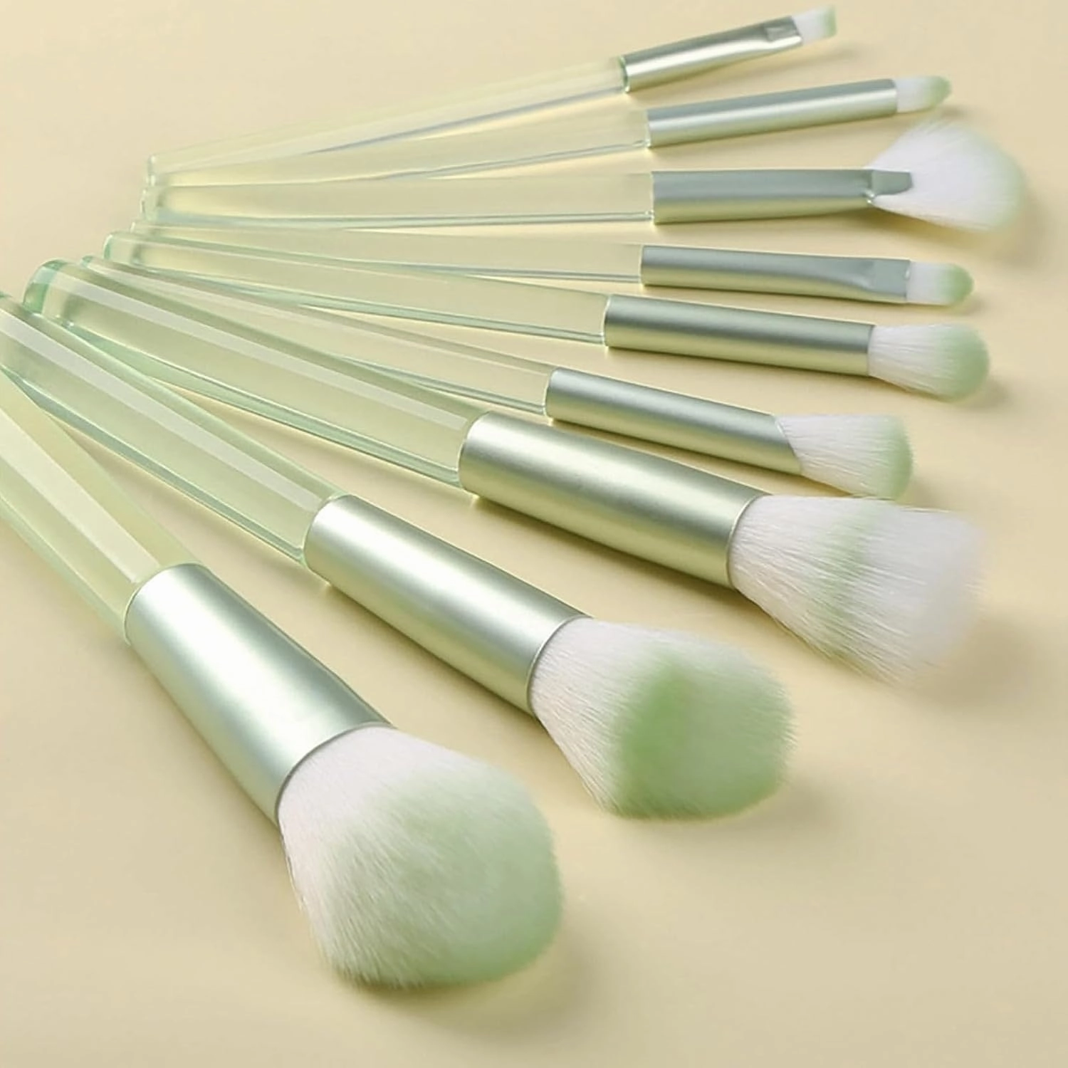 Makeup Brushes with Storage Case, 9 Pcs Professional Synthetic Flat Foundation Brush,Eyeliner Eyeshadow Powder Contour Blending Concealer Brushes,Gifts for Women