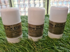 Show white brown and black stick FREE POSTAGE 🟣